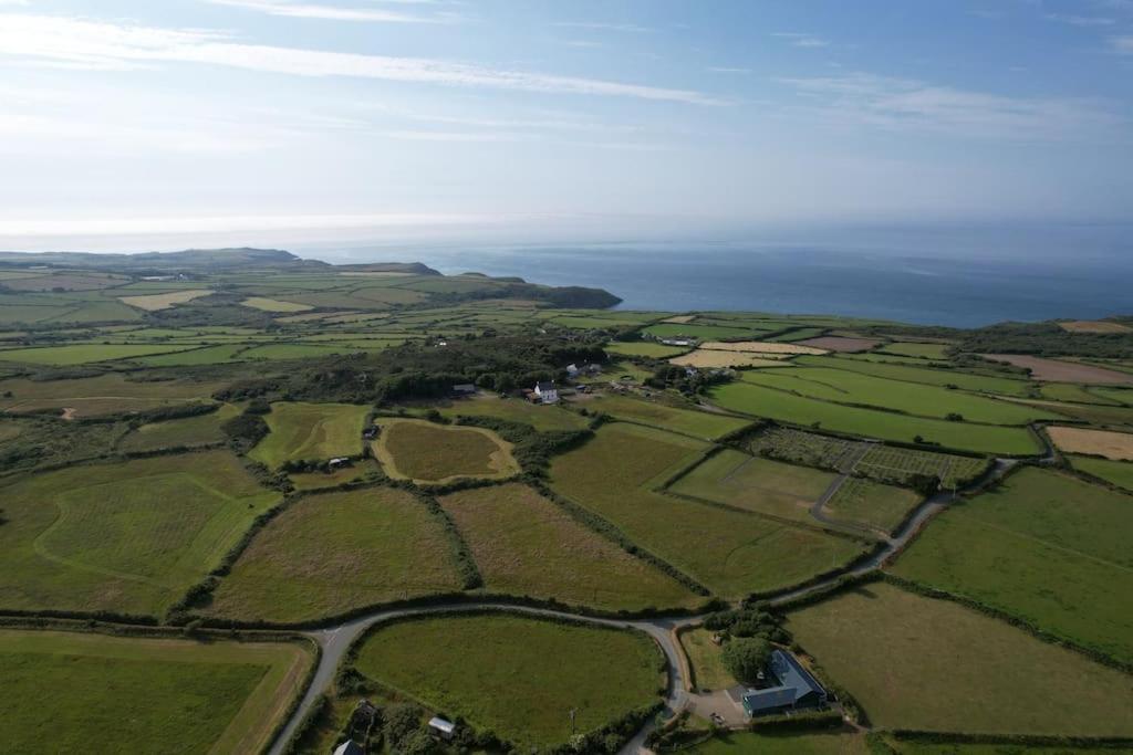 Villa The Dairy @ Trefechan Wen Goodwick Exterior foto